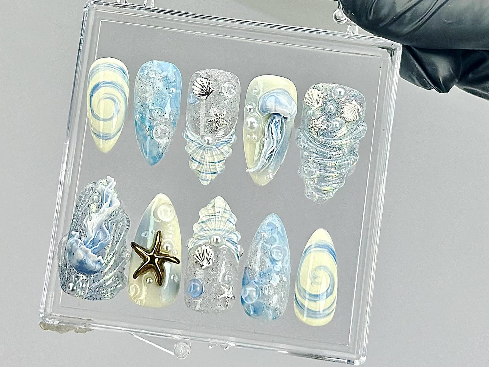 Ocean Theme Press On Nails | 3D Jellyfish & Shell Press Ons | Beach Vibes Fake Nails | Summer Sea Nail Art | Underwater Nails | HB822YC